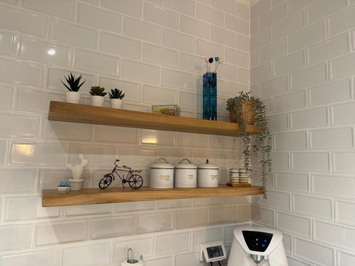 Midrahov Luxury Apartment Zichron Ja’akow Zewnętrze zdjęcie